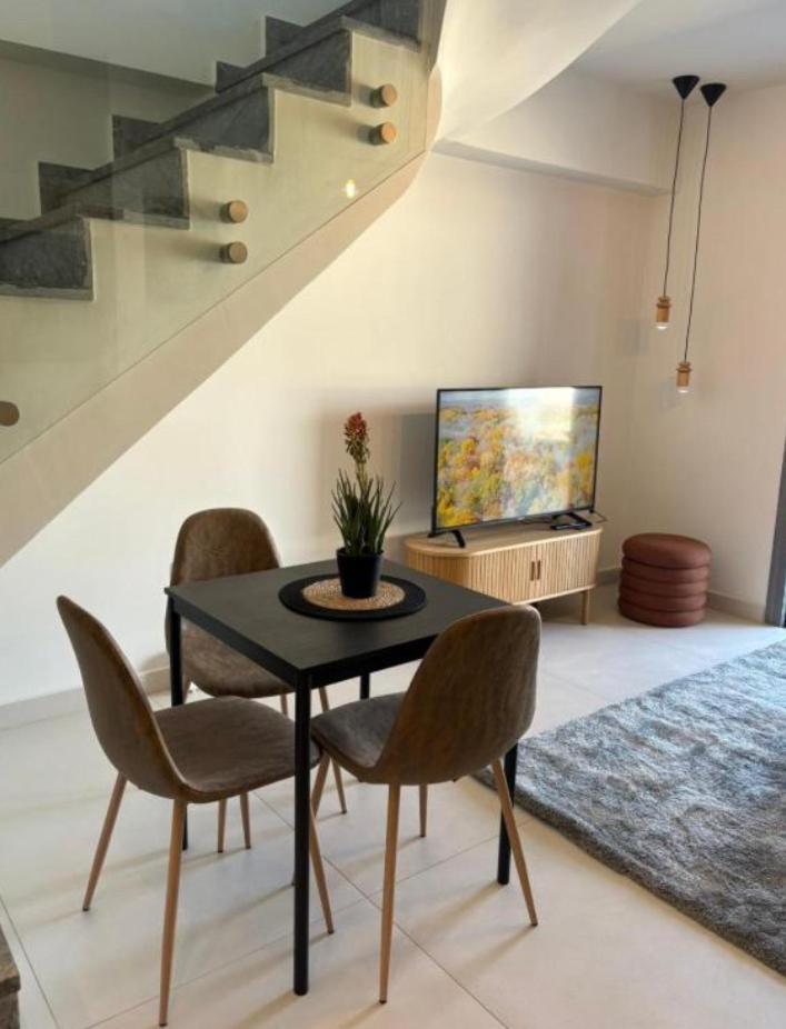 Luxury Maisonette With Shared Pool أثينا المظهر الخارجي الصورة